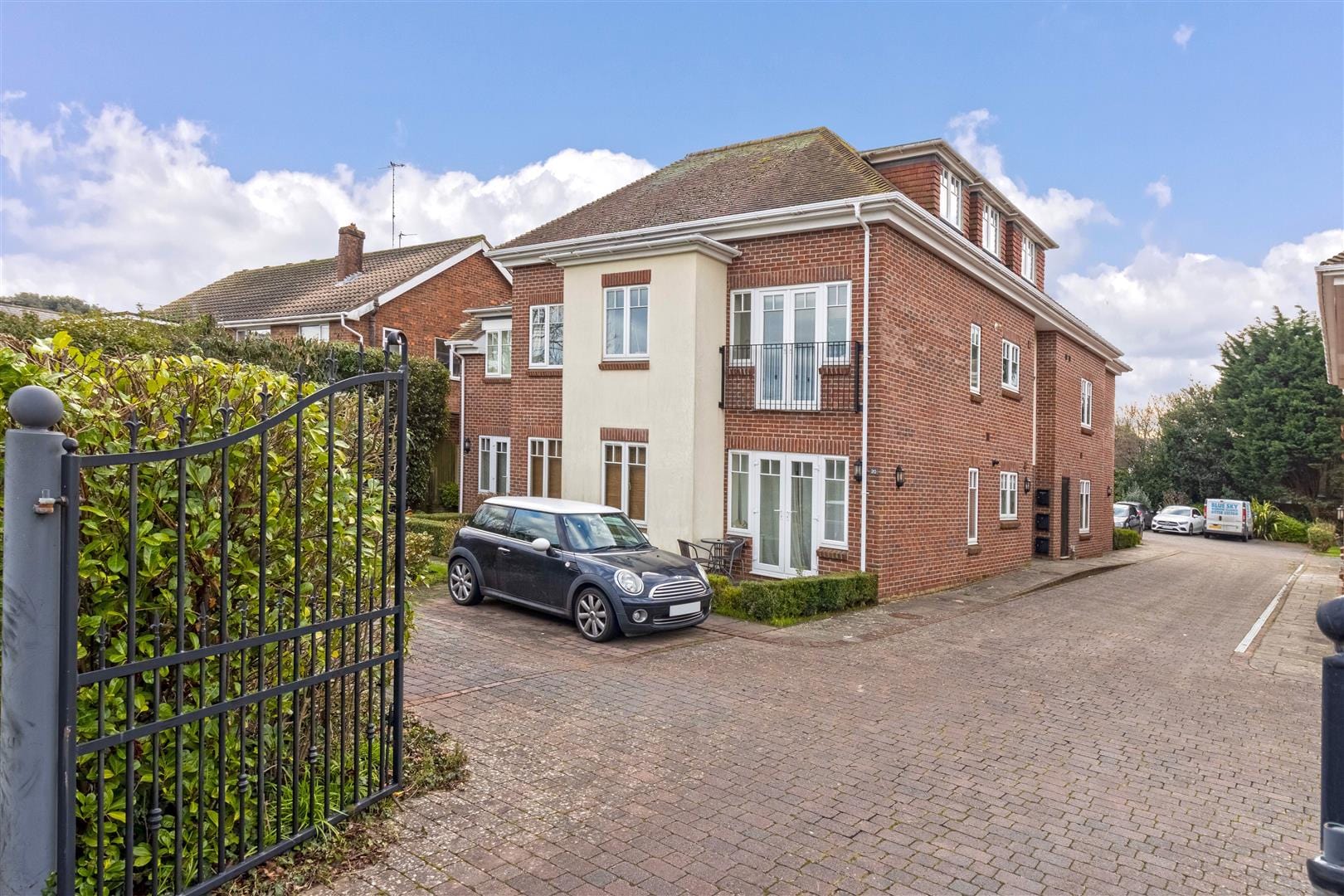 Kingston Court, Worthing Road, East Preston, BN16 1FD