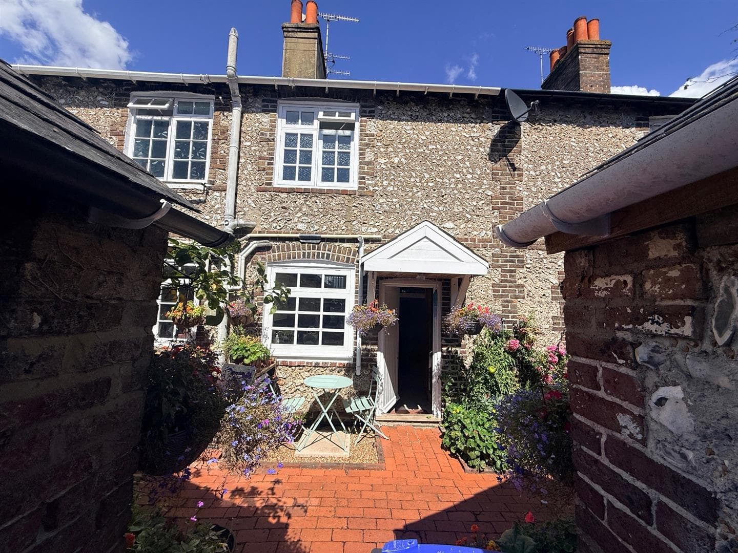 South Farm Road, Worthing, BN14 7BA